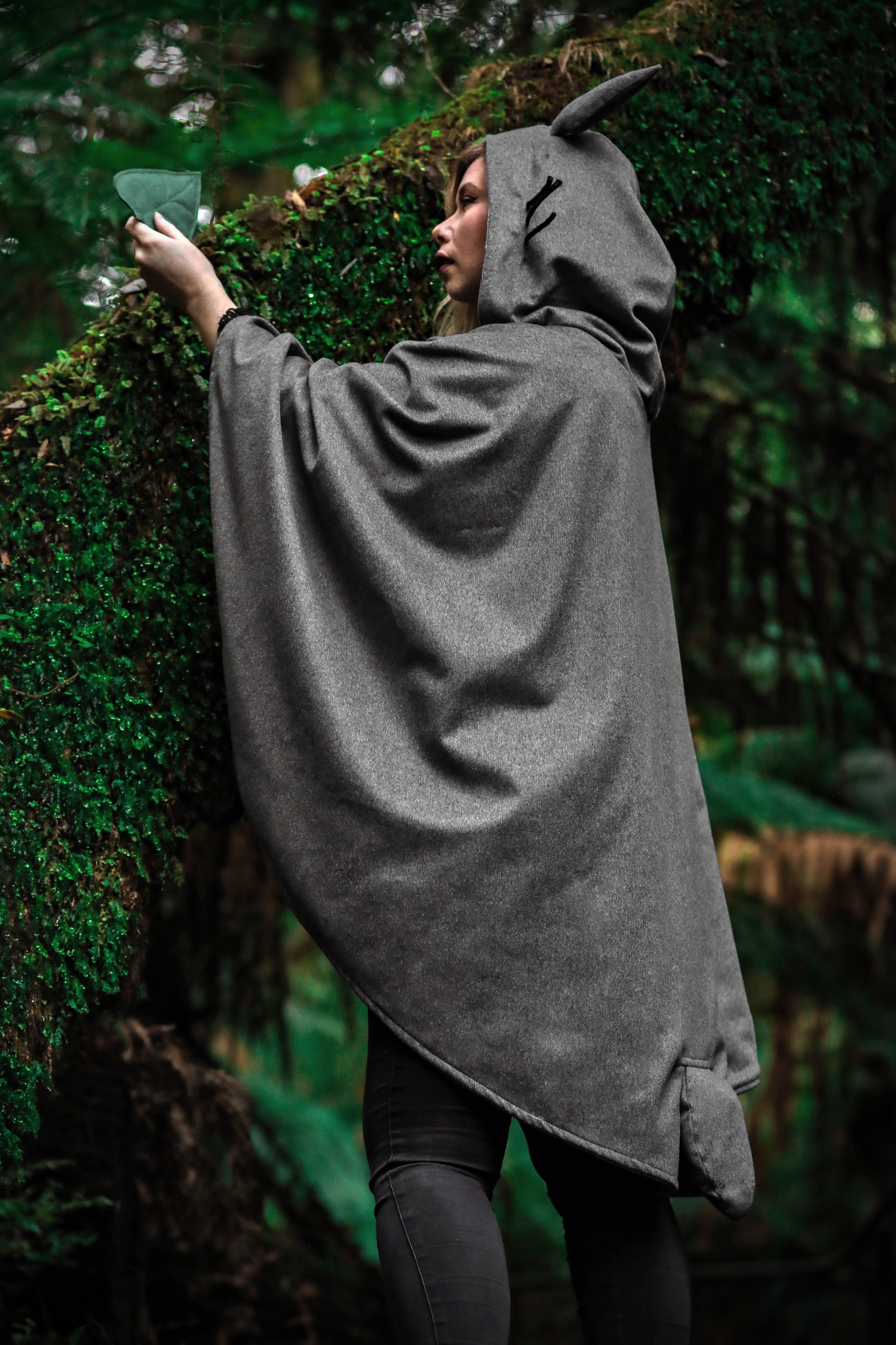 Totoro Cape - Button Fox